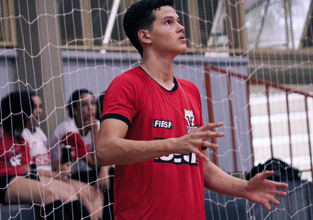 Atleta do Sesi Jaú chega à Seleção Paulista três anos após começar no vôlei