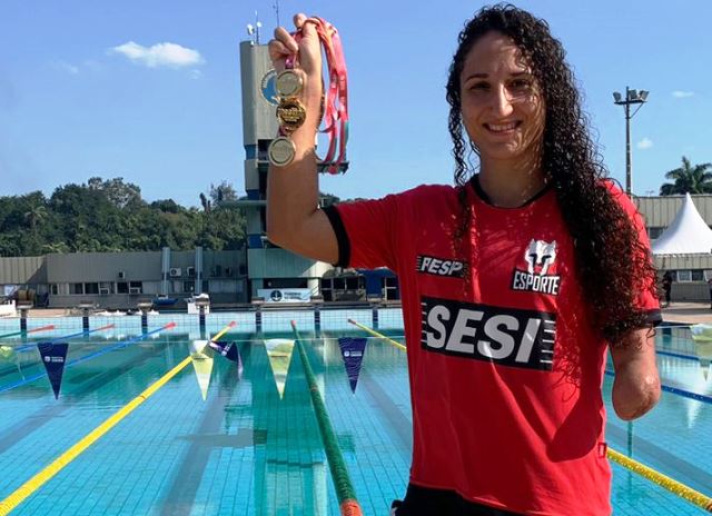 Nadadora jauense do Sesi-SP conquista três ouros em etapa do Meeting Paralímpico