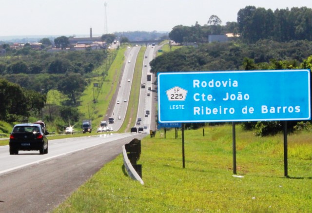 Três radares iniciam operação na região, dois deles próximo a Pederneiras e Bauru