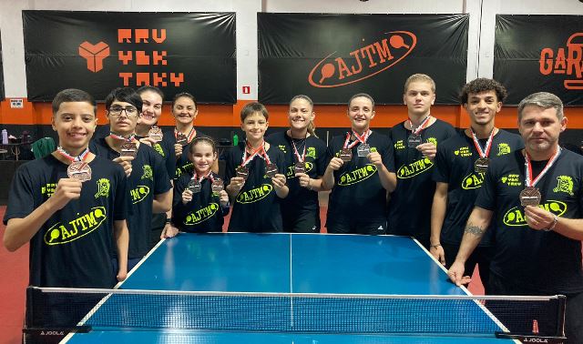 Equipe da AJTM de Jaú é Bronze por equipes na Copa Brasil de Tênis de Mesa