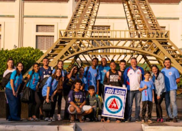 Equipe mista de judô de Jaú é campeã na Copa Cerejeiras em Bauru