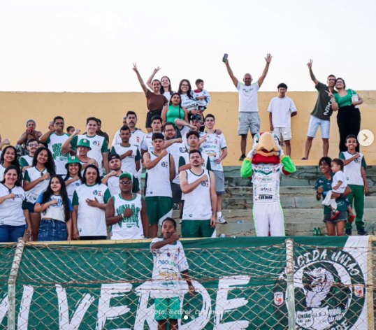 Eliminado de novo no Jauzão, técnico pede demissão e solta o verbo para o “nebuloso” Careca Paiva