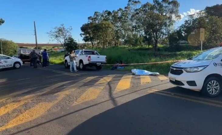 Duas mortes em acidentes nesta terça-feira: ciclista morre em avenida na cidade e motorista perde a vida na rodovia Jaú-Mineiros