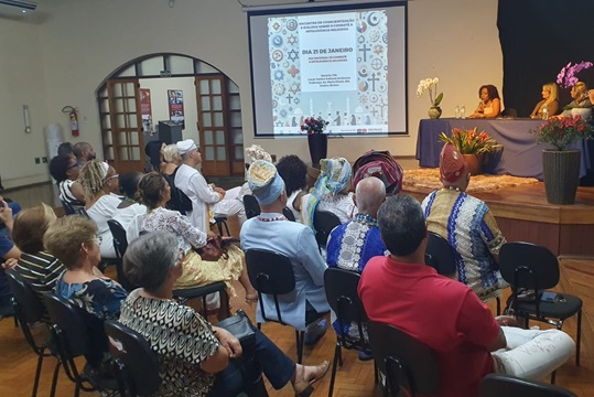 PREFEITURA PARTICIPA DE EVENTO SOBRE COMBATE À INTOLERÂNCIA RELIGIOSA