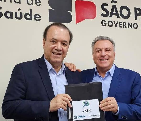 Secretário de Estado da Saúde visita Jaú e se reúne com prefeitos da região