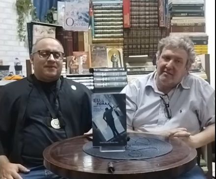 Academia Jahuense Convida grava com escritor que passa por tratamento médico e publica livro sobre a “saga”