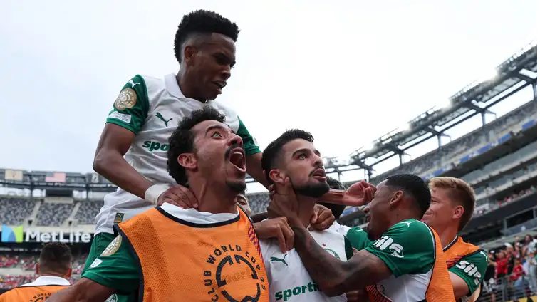 Invictos, times brasileiros decidem futuro na Copa do Mundo de Clubes