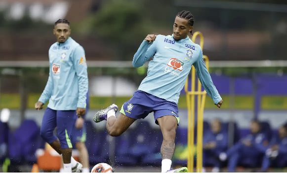 Brasil enfrenta Bolívia em seu último compromisso pelas Eliminatórias