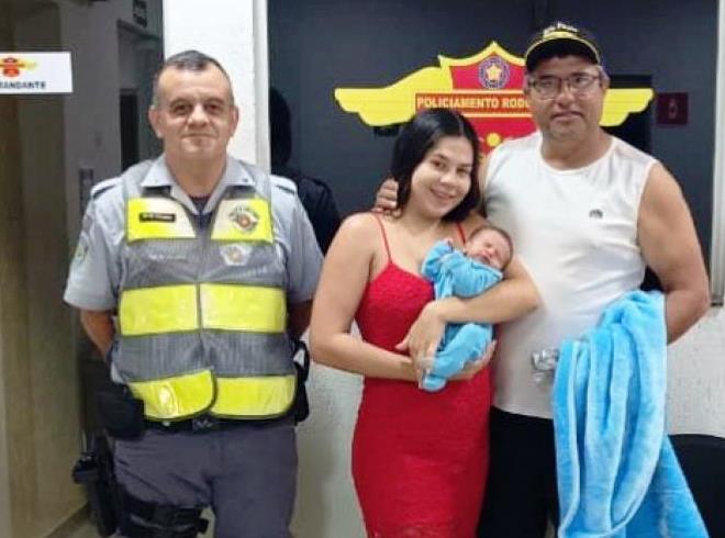Policial Rodoviário salva bebê de 22 dias engasgado em Jaú; caso emociona nas redes sociais e serve de alerta