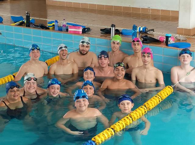 Natação jauense abre temporada em Marília com 19 atletas