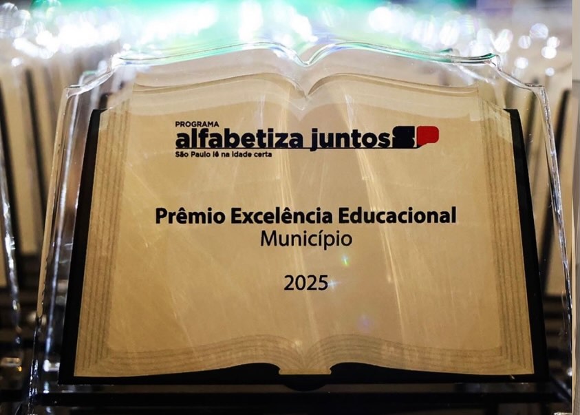 Escolas municipais de Jahu são destaque em programa estadual e recebem Prêmio Excelência Educacional