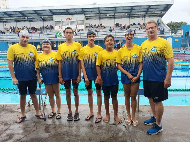 Equipe de natação de Jaú conquista 16 medalhas no Open Paulista em Jundiaí
