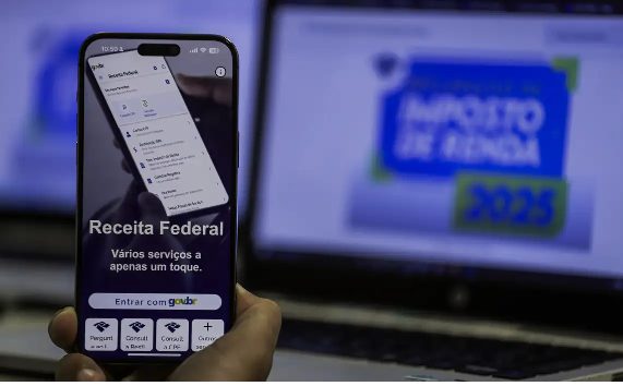 IRPF 2026 terá restituição automática para pequenos contribuintes