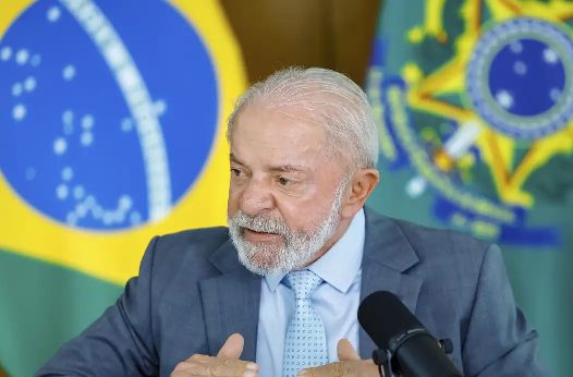 Lula envia ao Congresso projeto de lei pelo fim da escala 6×1