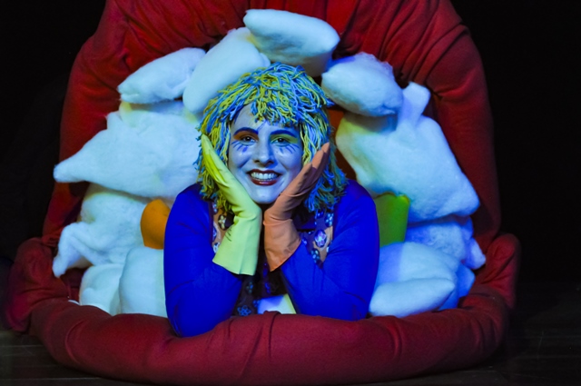 Cia. Camarim encerra programação de Festival de Teatro com espetáculos que unem educação e bom-humor